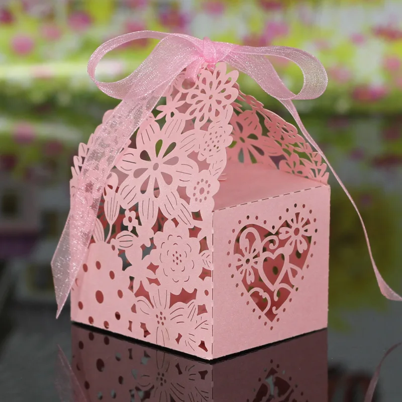 

100pcs Heart Flower Candy Box Packaging Boxes Bags Guests Gifts For Wedding Eid Baby Shower Mariage Anniversaire Party Suplies