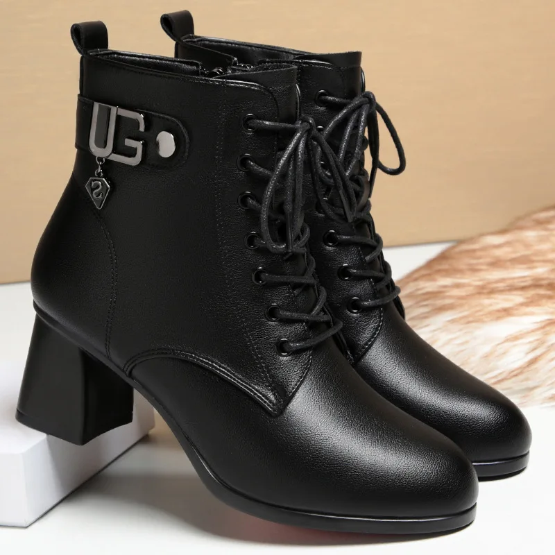 2024 British Women Mon Cotton Shoes Retro Lace Up Chunky High Heels Ankle Boots Korean Version Black Warm Platform Short Boots