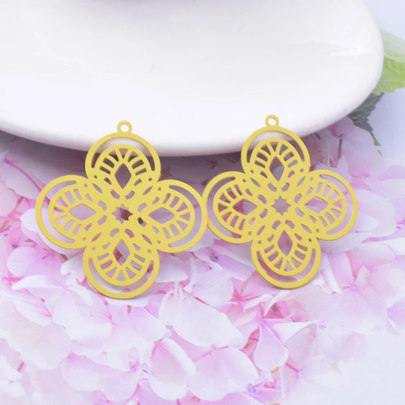 30 Stück/Set AB6757 37*35 Messing Filigran Goldfarben Blumen-Anhänger Schmuckmaterialien Geeignet für DIY-Ohrringe – Detail 9