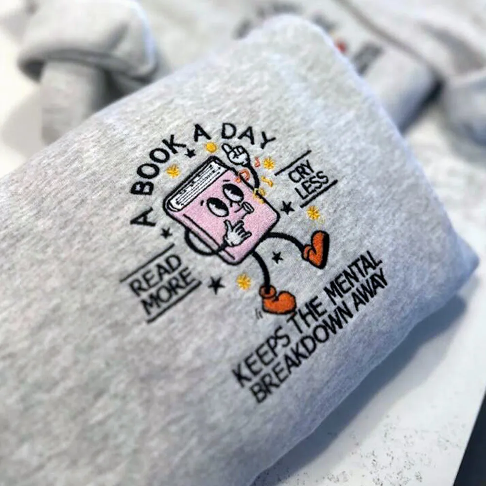 A Book A Day Embroidered Cute Crewneck Sweatshirts Women Spring Long Sleeve Thick Pullover Loose Casual Book Lover's Jumper