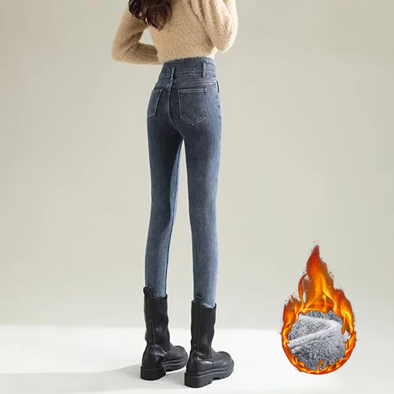 Hot Sale Winter Female Plush Thermal Straight Leg Jeans Lady Snow Warm Thicken Denim Trousers Girls Fleece Thin Casual Pants
