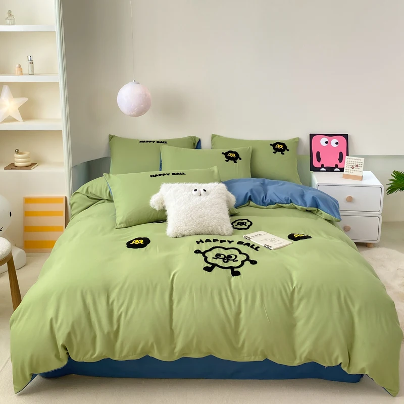 2014 New Washed Cotton Towel Embroidered 3-4 Piece Quilt Set Cartoon Nordic Popular Quilt Cover Set Bedding Full Set Bed Linens