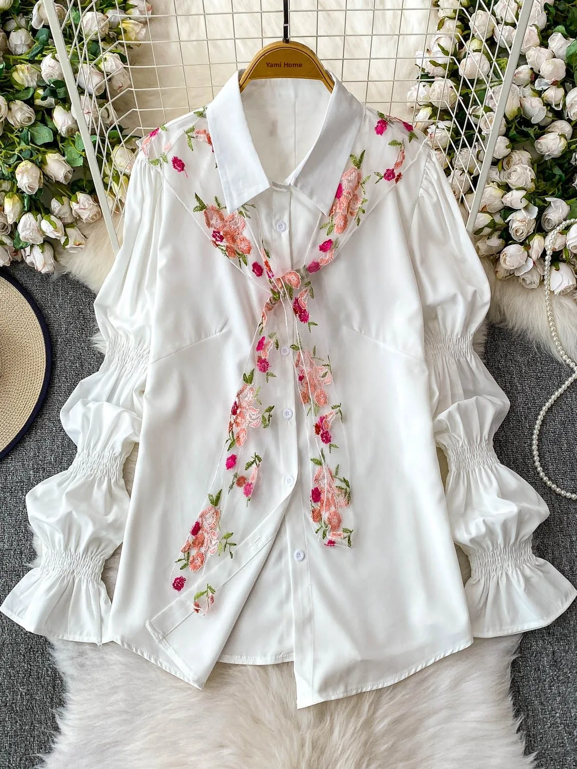 White Chiffon irt Women's Loose Slim Fit Lantern Sve Blouse Korean Sle Commute Faion Embroidered  Collar Top