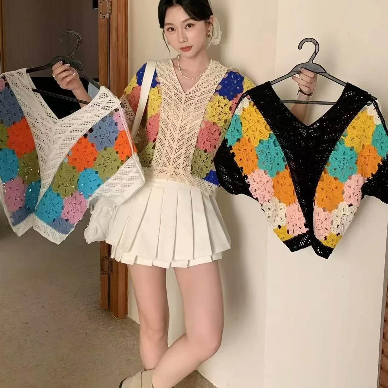 Top de crochê com decote em v manga curta a céu aberto texturizado blusa de malha oca camisa feminina verão praia férias outfit