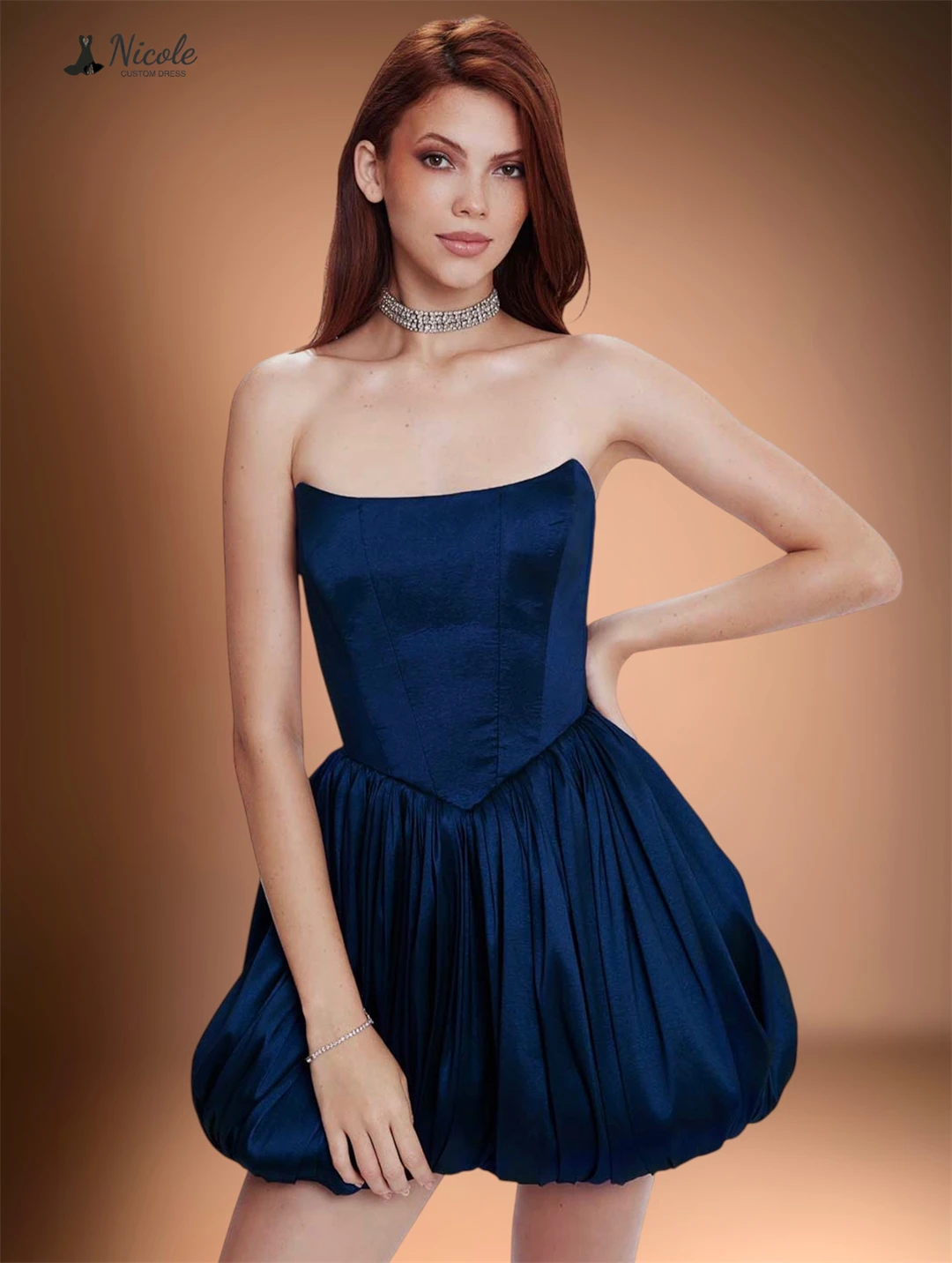 Nicole Maßgeschneiderte elegante Ballkleider 2025, luxuriöses Abendkleid 2025, Linie A, Röhrenoberteil, Satinstoff, Robe, Soiree-Ballkleider