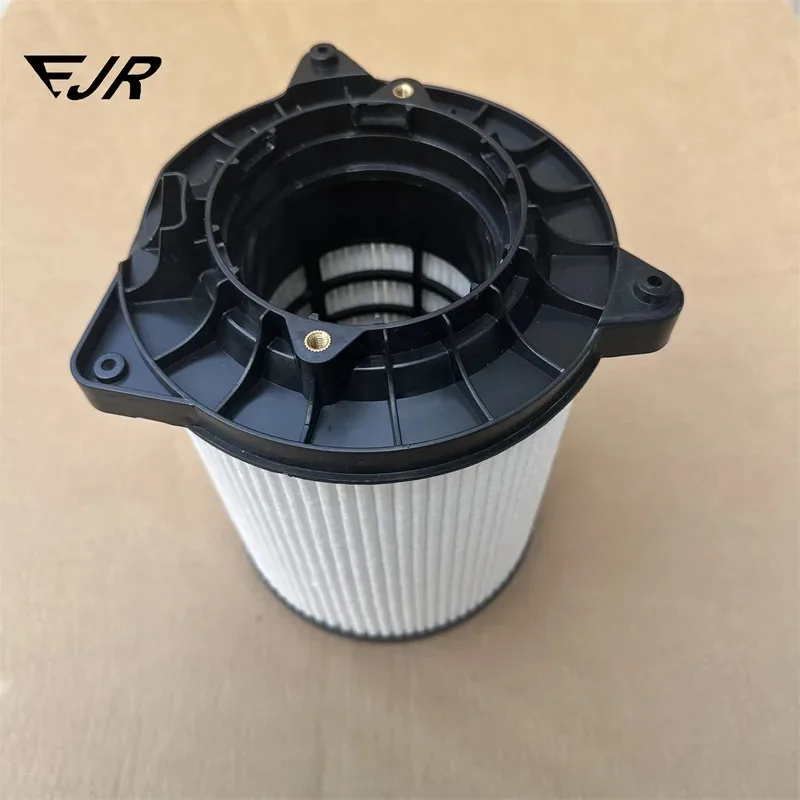 Car Air Filter Suitable for Maserati Ghibli Quattroporte Levante V6 3.0 Diesel  OEM 670004604