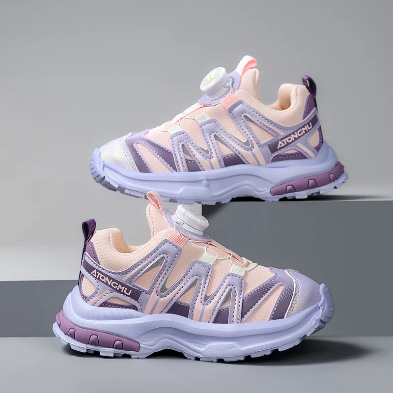 

A pair of children's four-season leather upper sports shoes, comfortable and soft running shoes, sizes 28-38，YY-2177