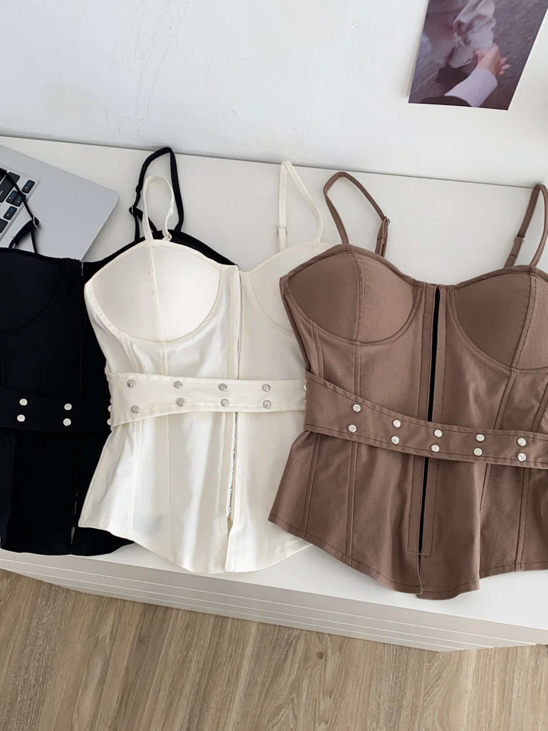 

Sweet Cool Spicy Girl Tie Waist Strap Vest Women's Slimming Summer Faionable with Chest Pad Fibone Top