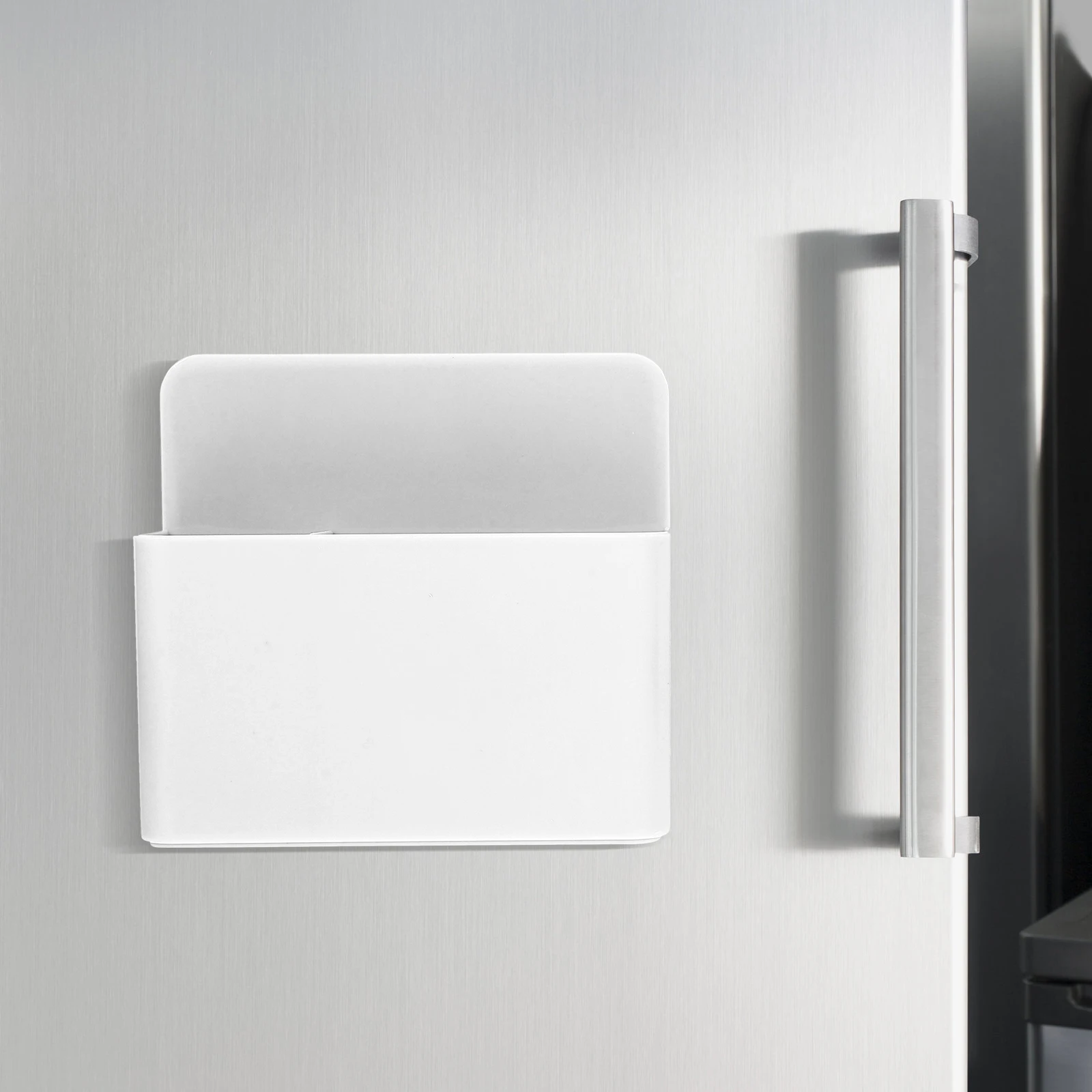 2 stücke Magnetische Whiteboard Lagerung Box Stift Halter Große Weiß Rosa PP Material Büro Heimgebrauch Trocken Löschen Marker Rack Einstellbar