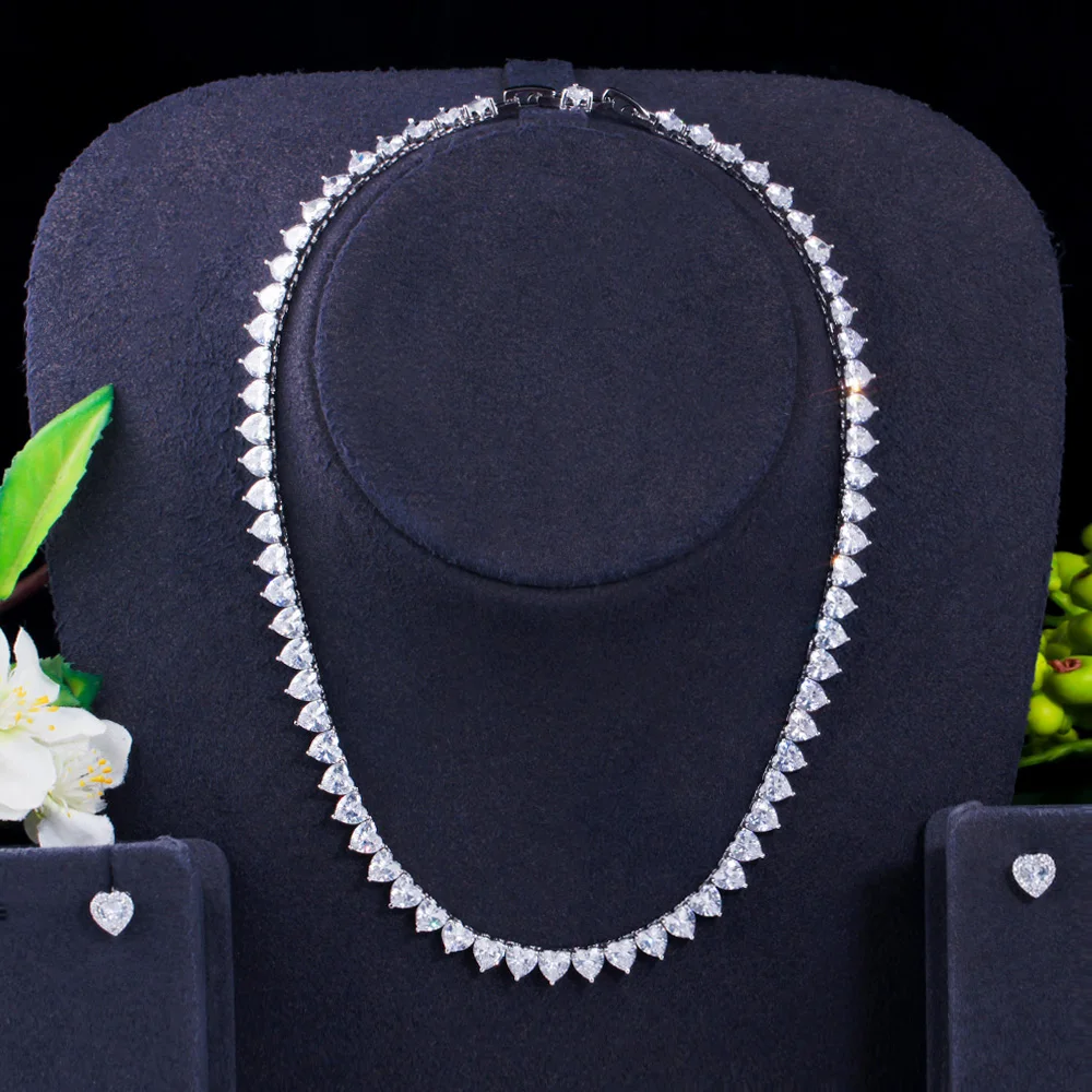 Pera Romantic Love Heart Shape Charm Cubic Zirconia Women Party Clavicle Choker Necklace Earrings Fashion Prom Jewelry Sets J472