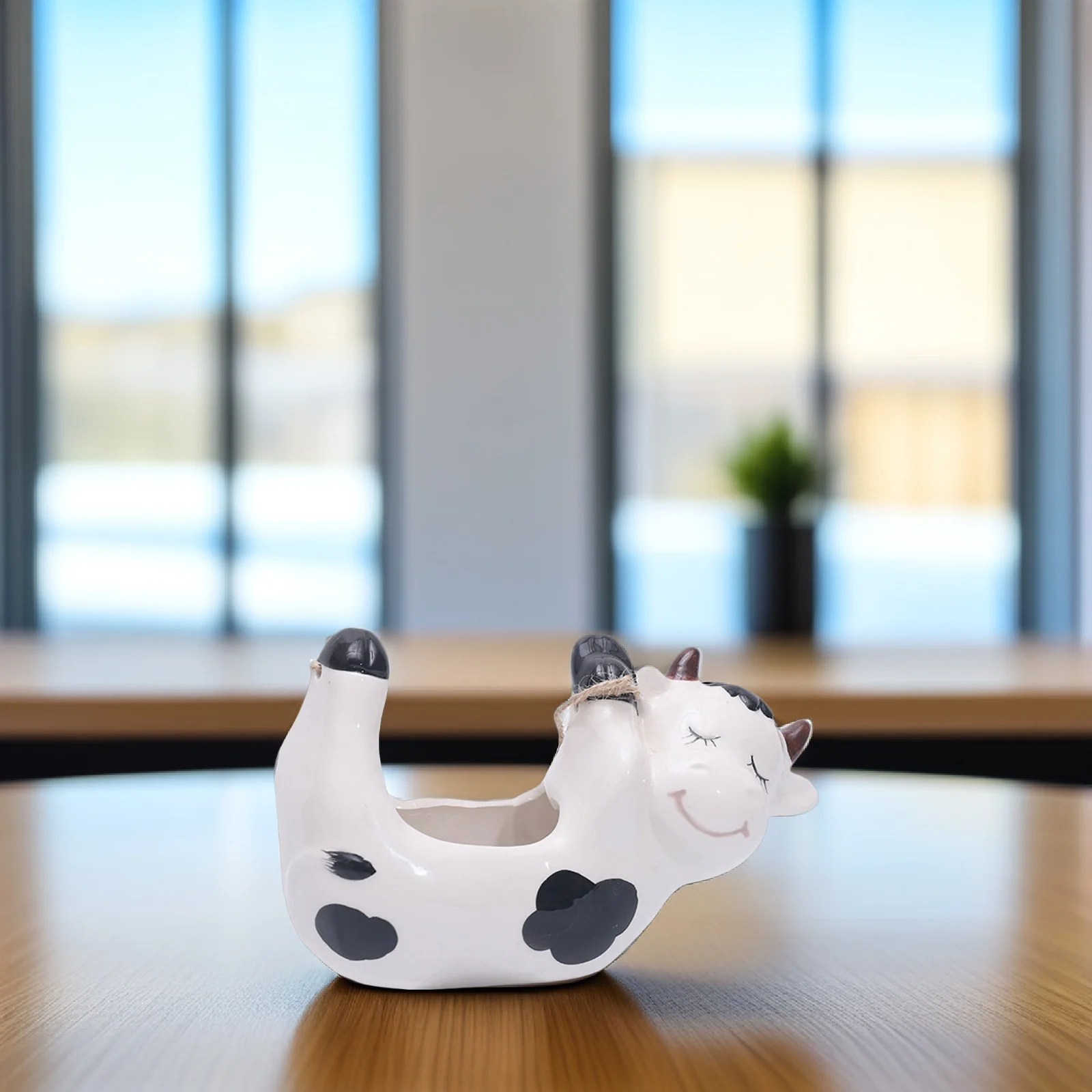 

1Pcs Cow Shaped Ceramic Flowerpot Container Ideal for Desk Table Decoration Planting Pot Adornment