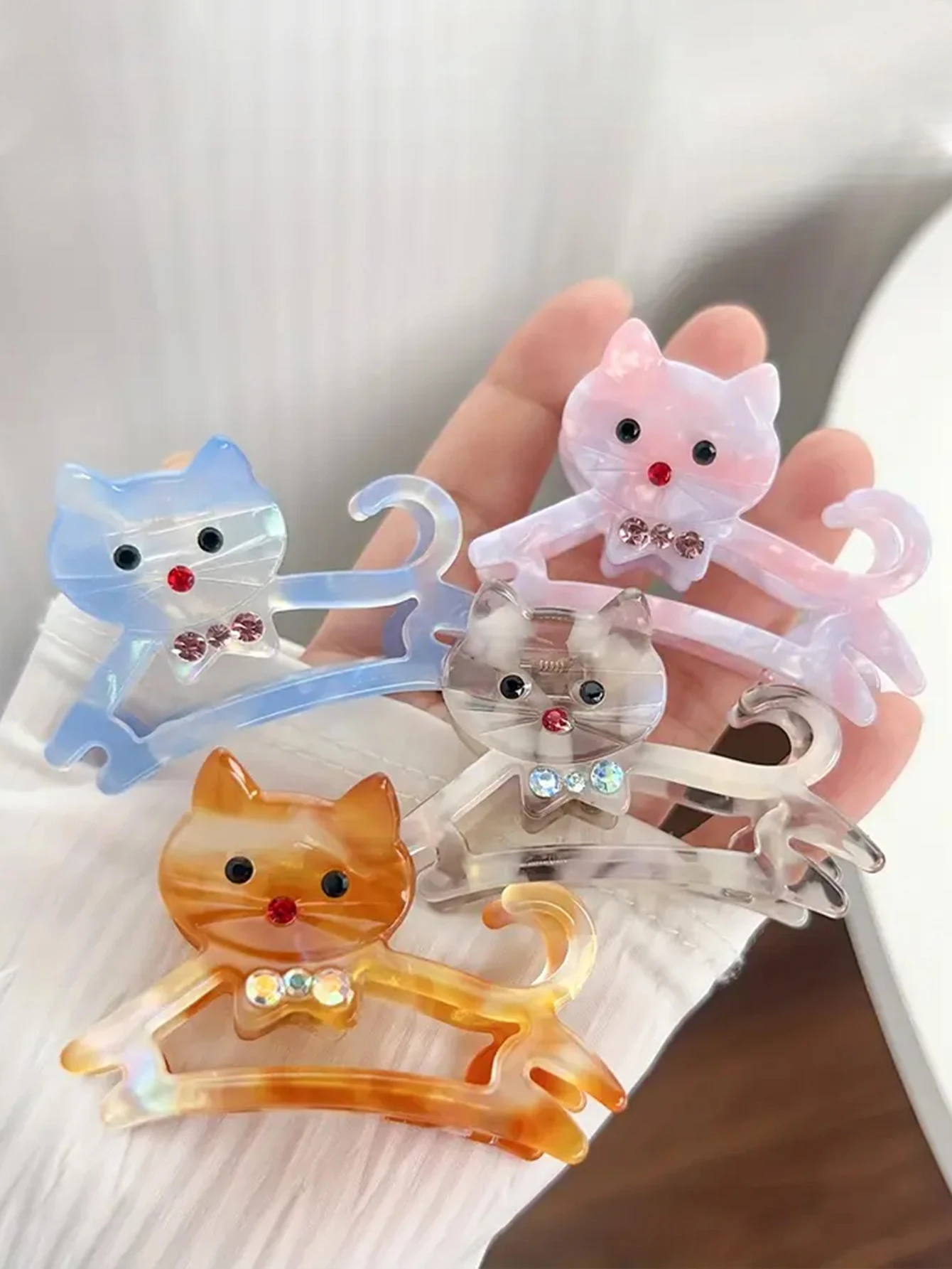 1pc Korean Cute Kitten Point Drill Acetic Acid Grab Girl Sweet Side Medium Half a Ponytail Nappy Little Hair Clip