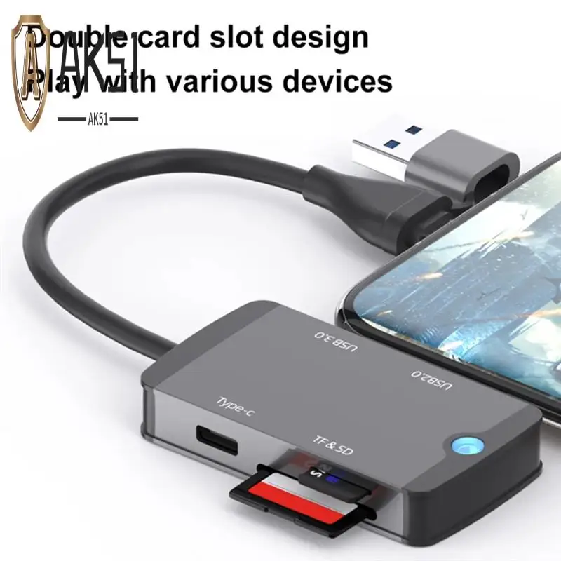 

AK51-USB C Hub Многофункциональная док-станция Plug And Play Док-станция типа C USB3.0 Hub Устройство чтения карт TF/SD
