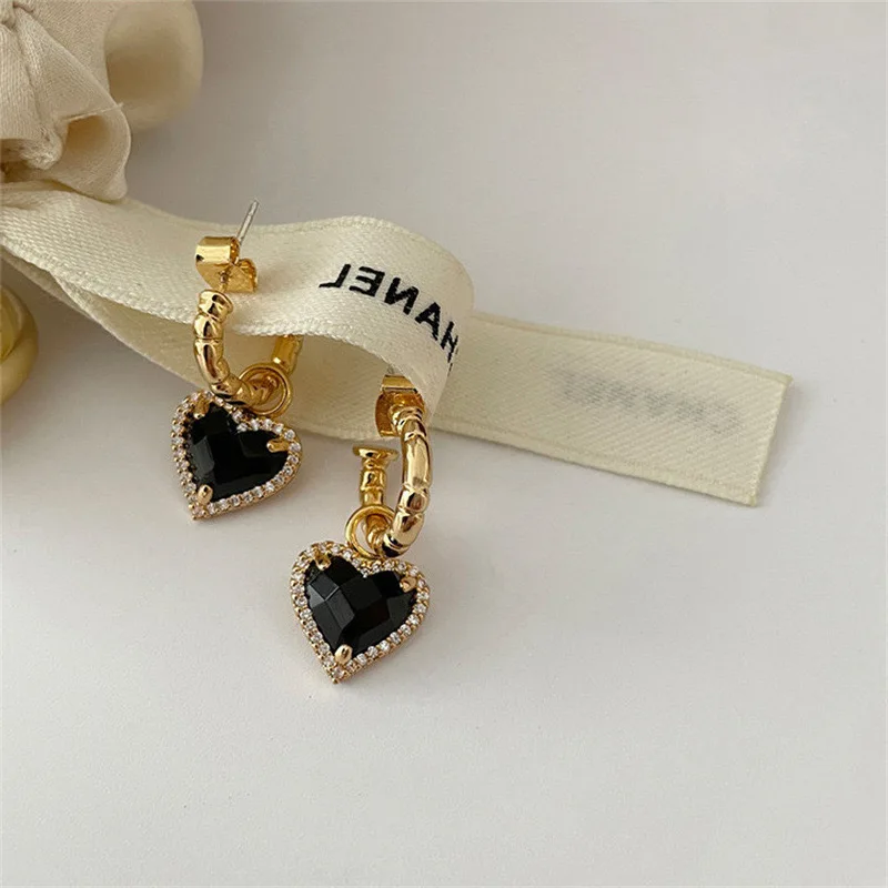 

Fashion Black LOVE Heart Zircon Drop Earrings for Women Couple Creative Elegant Holiday Party Jewelry Accessories