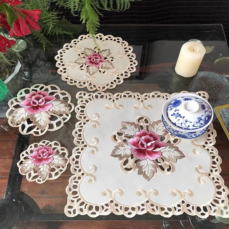 

Luxury rose flower embroidery table place mat cloth Wedding Christmas dining placemat kitchen Table decoration and accessories