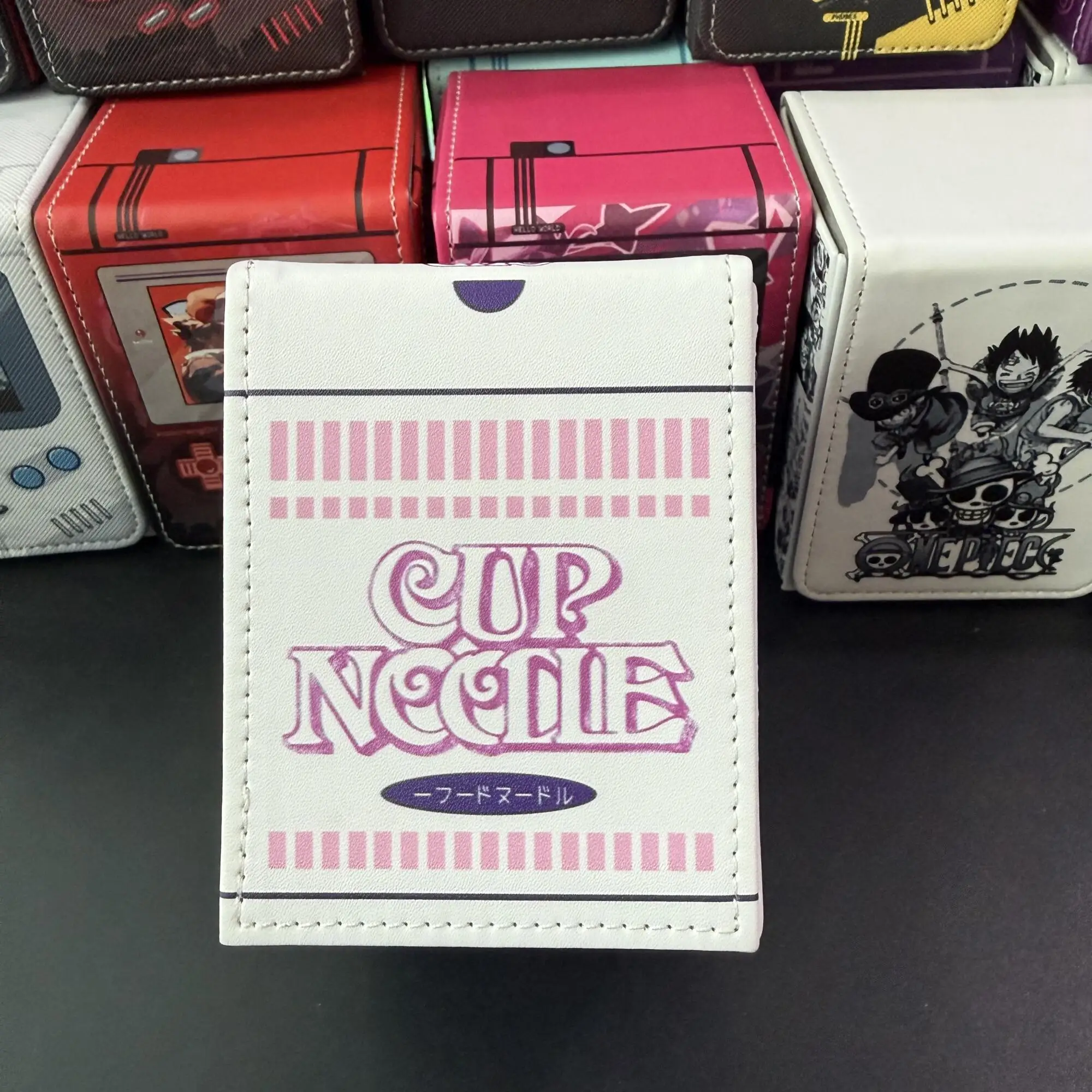 لتقوم بها بنفسك Ptcg Gengar صندوق تخزين بطاقات لطيف Ws Opcg Ptcg Gengar لذيذ كوب المعكرونة الجلود الراقية صندوق تخزين البطاقات دمى هدايا #4