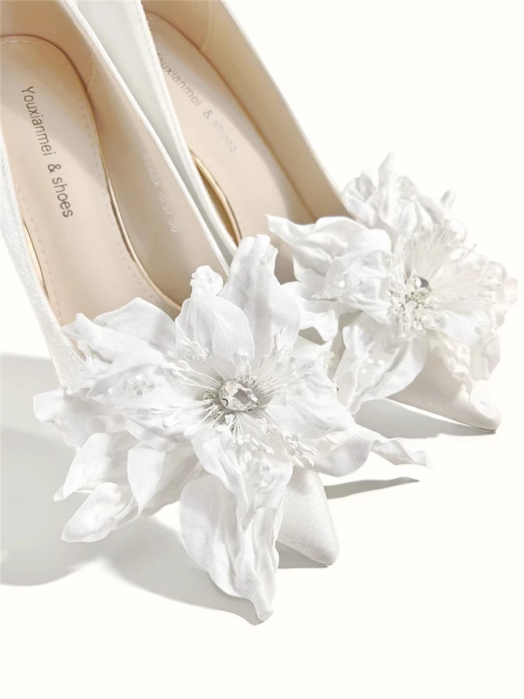 

Thin high heels spring and autumn new pointed velvet three-dimensional rhinestone beaded flower shoes banquet women's shoes