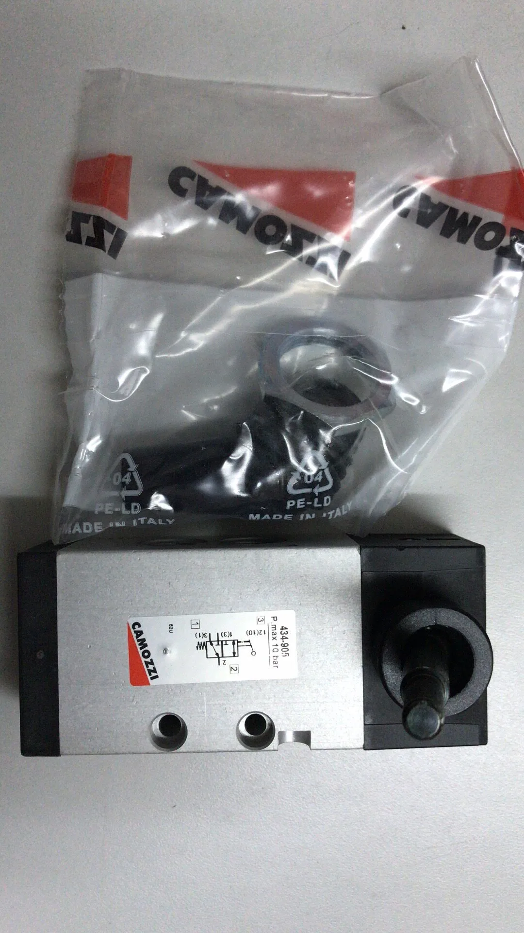Camozzi Camozzi manual valve 434-900 434-905 454-900 464-900 464-905 474-900 474-905