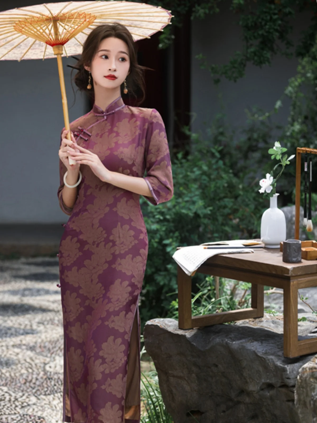 

Элегантное длинное ципао с разрезами для женщин, осенняя коллекция, улучшенная версия, высокое качество, для повседневной носки, винтажный стиль