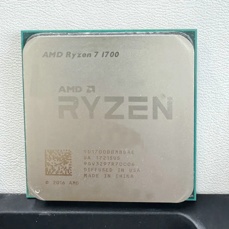 

AMD R7 1700 3.0 GHz Eight-Core Sixteen-Thread CPU 65W Ryzen 7 1700 Socket AM4