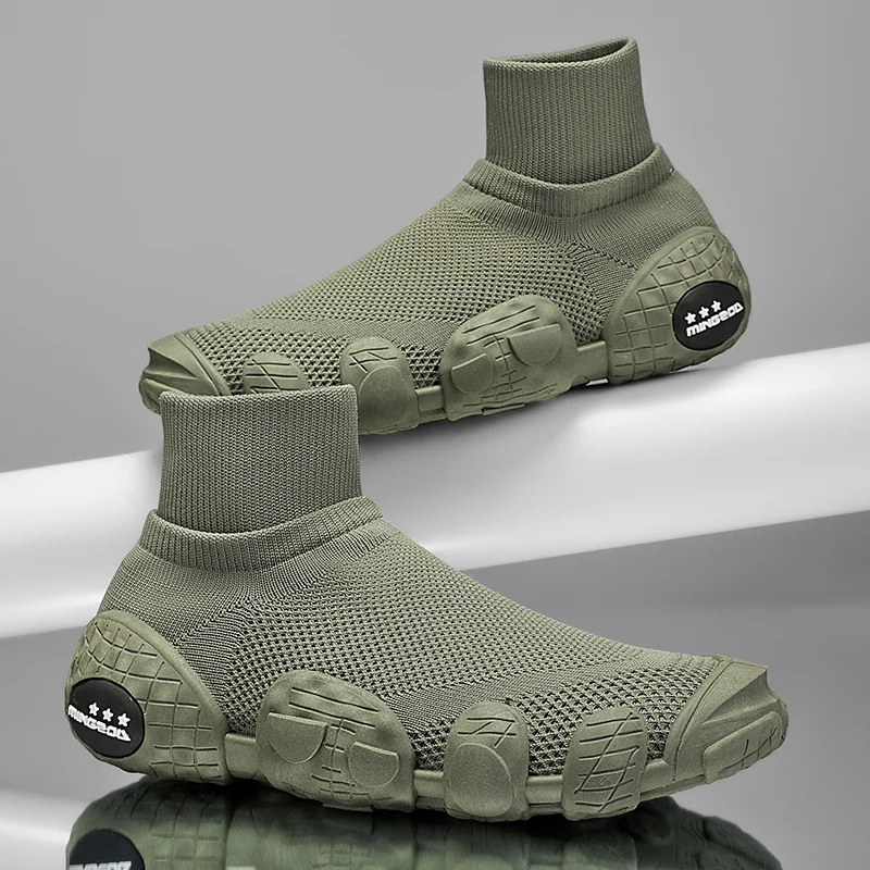 Four Seasons Breathable Mesh Shoes, Light Anti-slip Wear-resistant Mid-top Work Boots, Trend Matching Outdoor Men Sock Sneakers