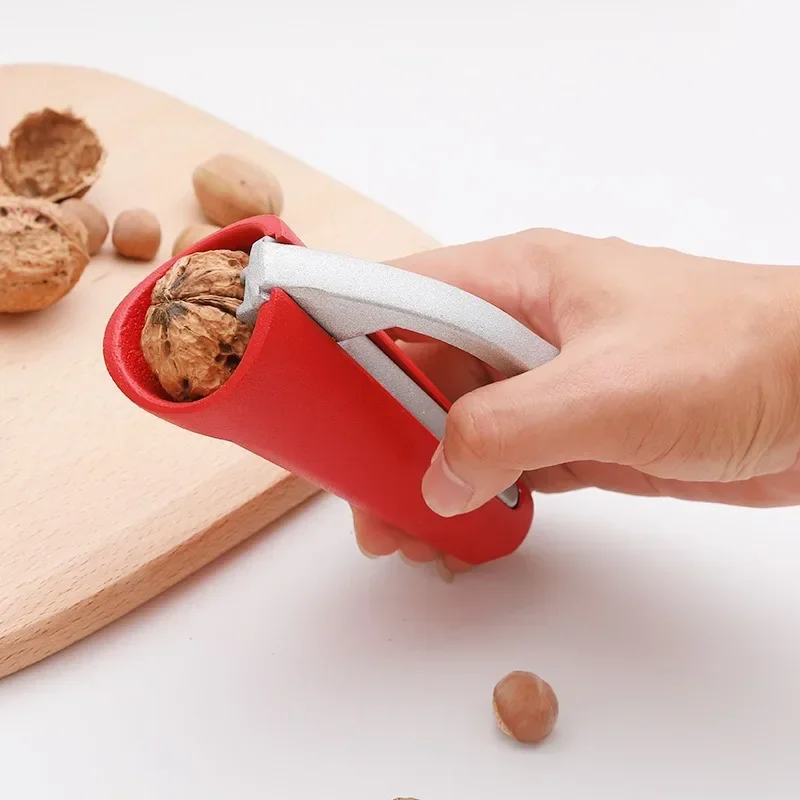 Hazelnut Walnut Pliers Sheller Opener Cutter Clamp Plier Metal Nut Cracker Zinc Alloy Funnel Shape Quick Chestnut Gadgets Clip