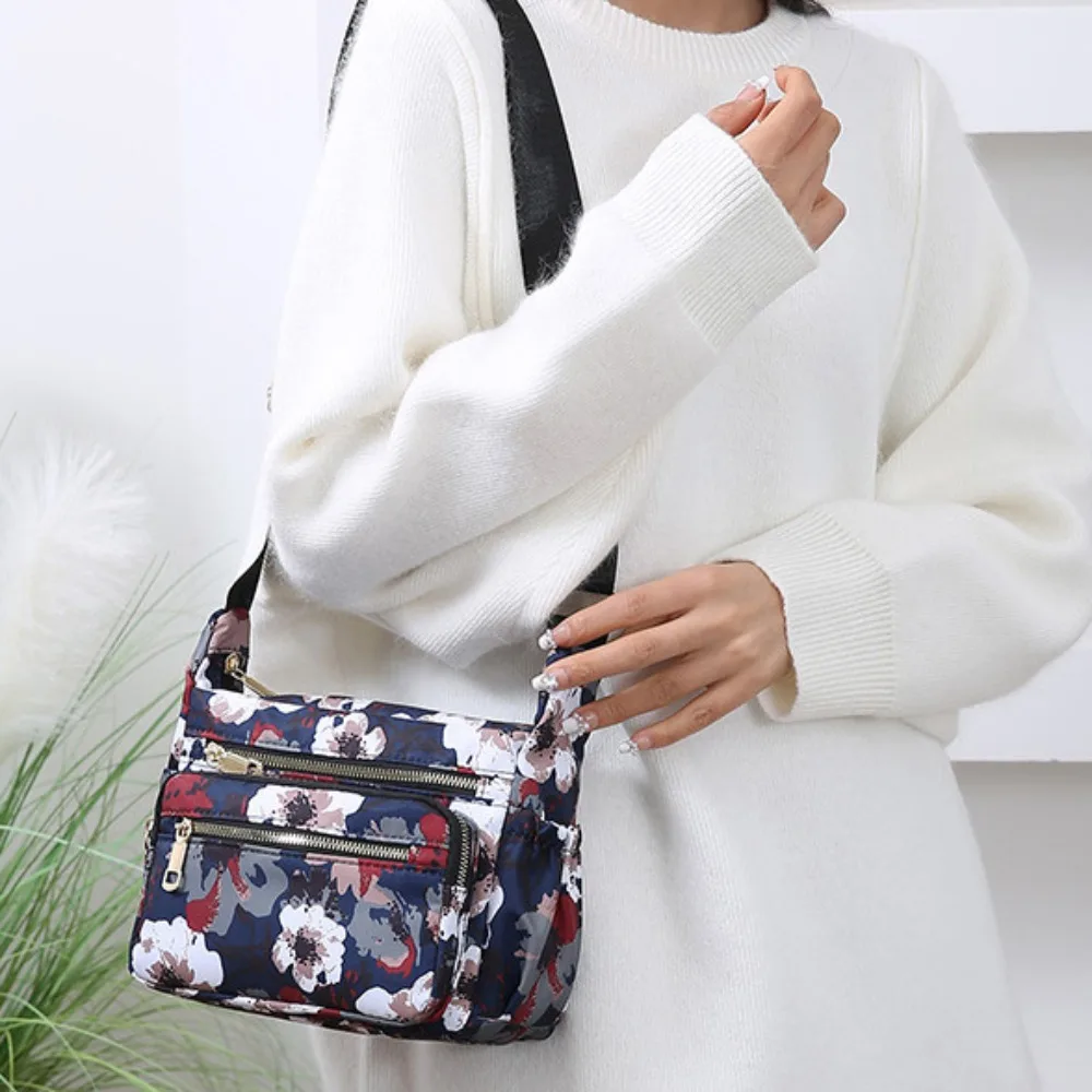 Retro Printed Oxford Shoulder Bag Minimalist Lady Messenger Bag Beach Bag Multi-layer Large Capacity Mom Commuting Bag