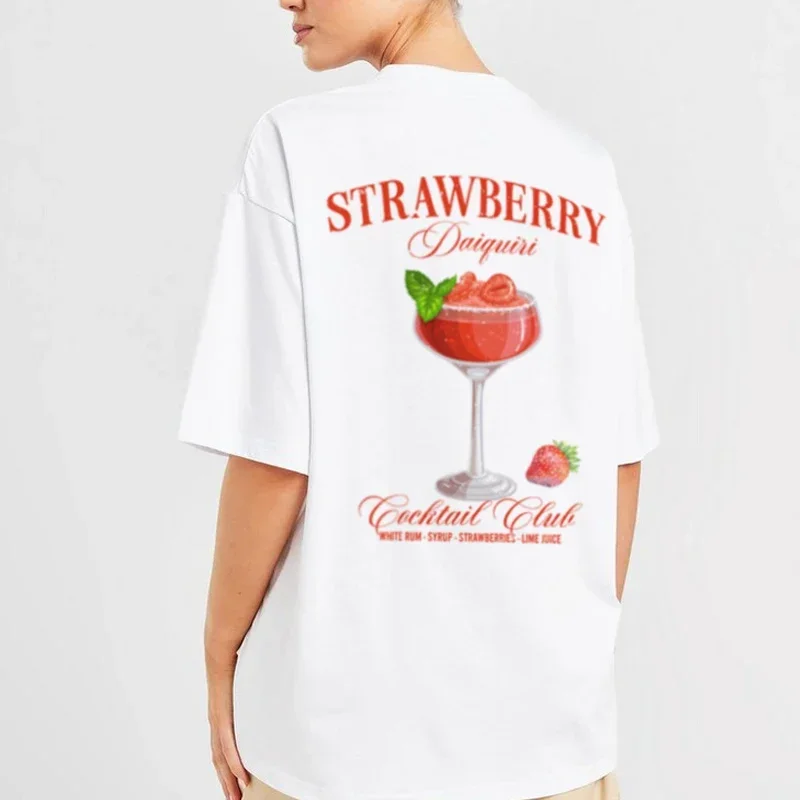 Women Oversized Strawberry Daiquiri T Shirt Vintage Aesthetic Cocktail Tshirt Cute Alcohol Drinking Shirt Summer Streetwear Tops