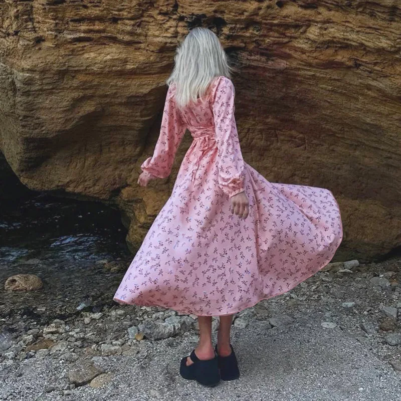 YL25263 Abito lungo da ragazza calda con scollo quadrato stampato e spacco sexy floreale stile vacanza francese