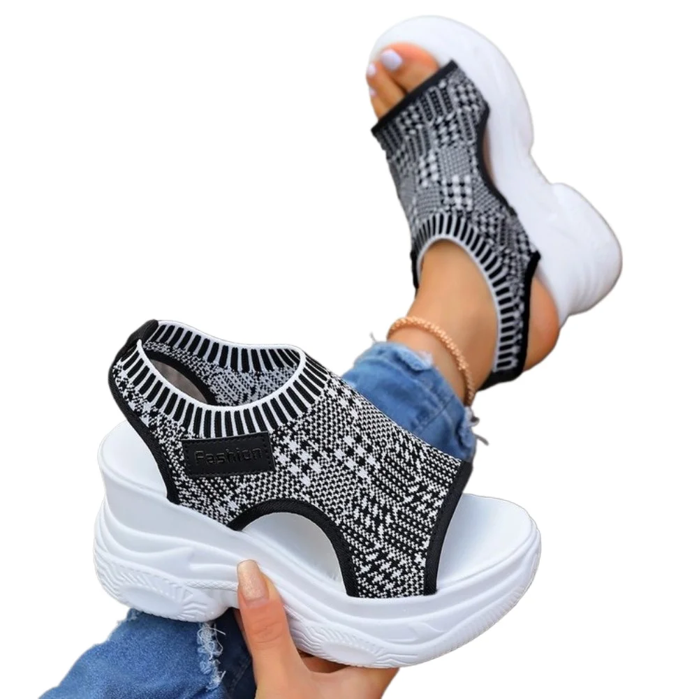 2026 Sommer Elegante und Sexy Keilabsatz-Sandalen mit Dicker Sohle Modische Bestseller Neue Bequeme Übergrößen Strand-Damenschuhe