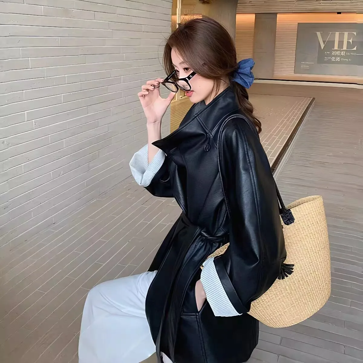 Chaqueta de cuero negra dulce y fresca para mujer, abrigo cortavientos de piel sintética ajustado con temperamento, Top medio largo para primavera y otoño