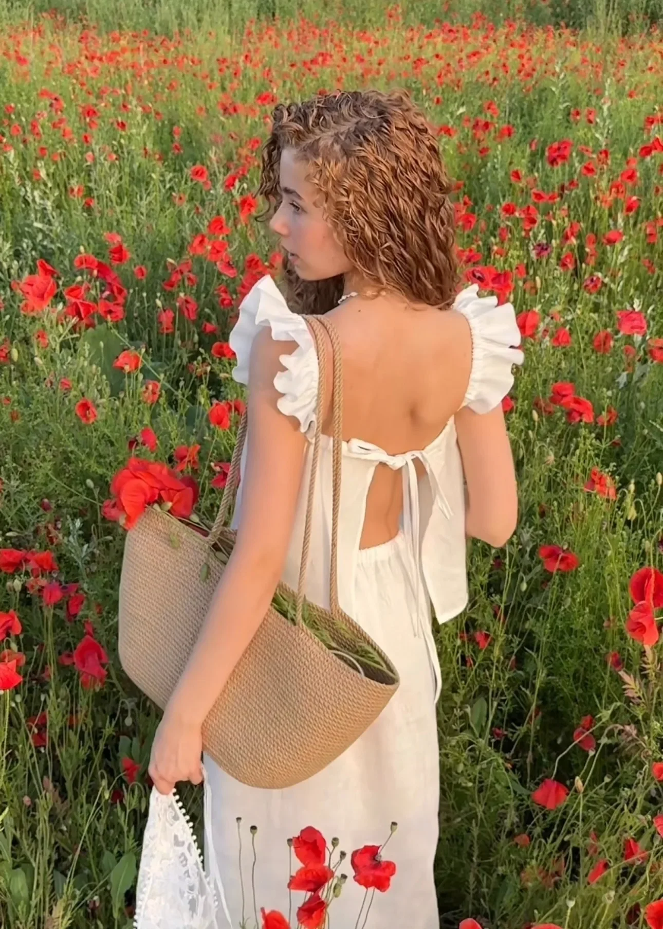 

2026 Summer New Flying Sleeve Halter Suit Square Neck Ruffled Backless Drawstring Top High Waist Skirt Two-piece French Suit