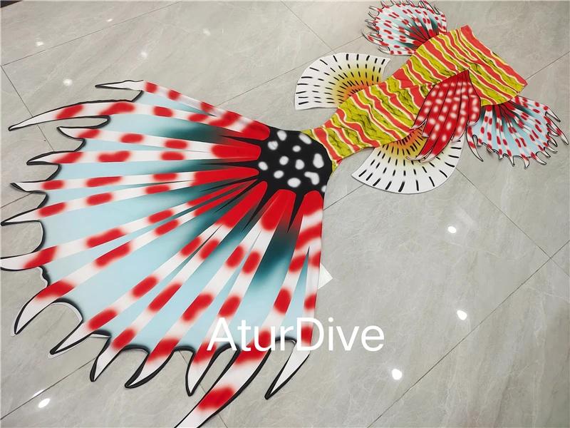 Aturdive lionfish simulation large Mermaid tail customized adult children professional fish skin performance