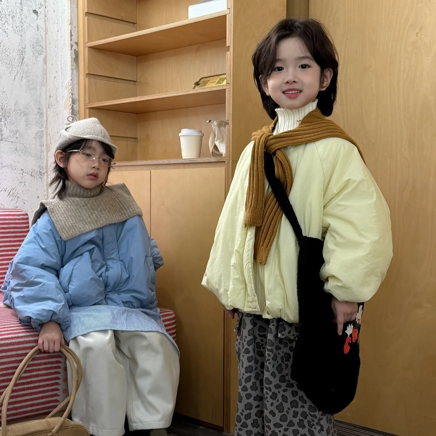 

Children's Clothing Boys' Jacket 2025 Winter New Korean Version Cotton Padded Thick Windproof Jacket for Children's Warmth