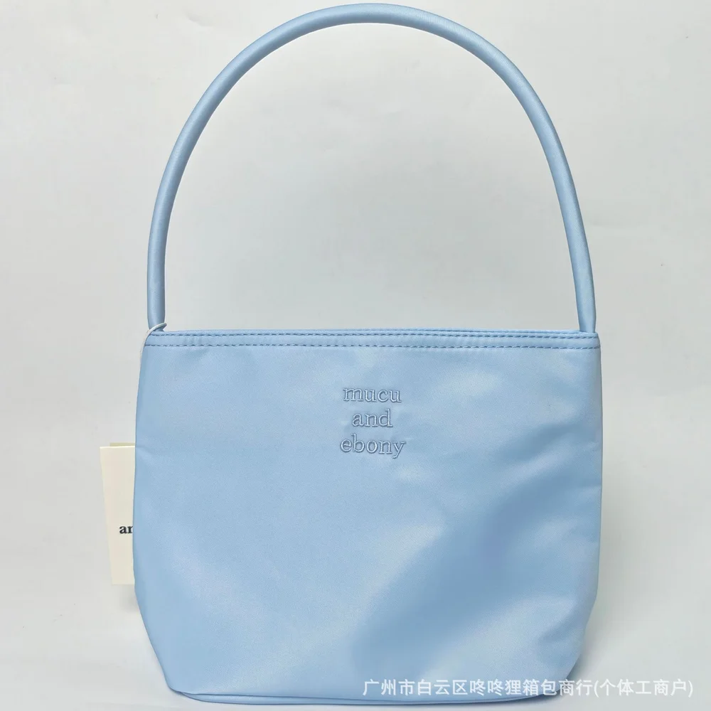 Korean niche underarm bag, nylon women's tote bag, versatile commuting shoulder bag, bucket bag - view 5