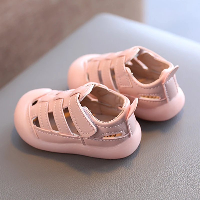 Baby Shoes Summer Soft Soled Sandals with Leather Surface Girls' Beach Shoes Lightweight Non Slip Boys' Toe Caps Walking Shoes