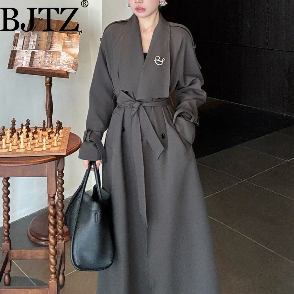 

BJTZ 2025 FW Women’s Oversized Lapel Trench Coat Belted Waist Long Pure Color W/ Brooch Luxe Fall Winter Office Chic Outerwear