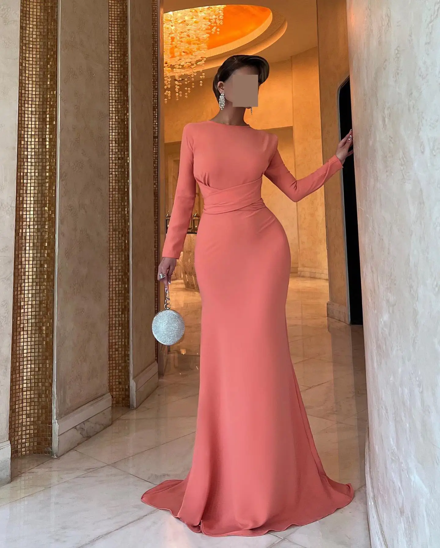 Elegant Long Sleeve Prom Dress Saudi Aribia Woman Satin Floor Length Sweetheart Evening Dress Formal Occasion Wedding Party Gown