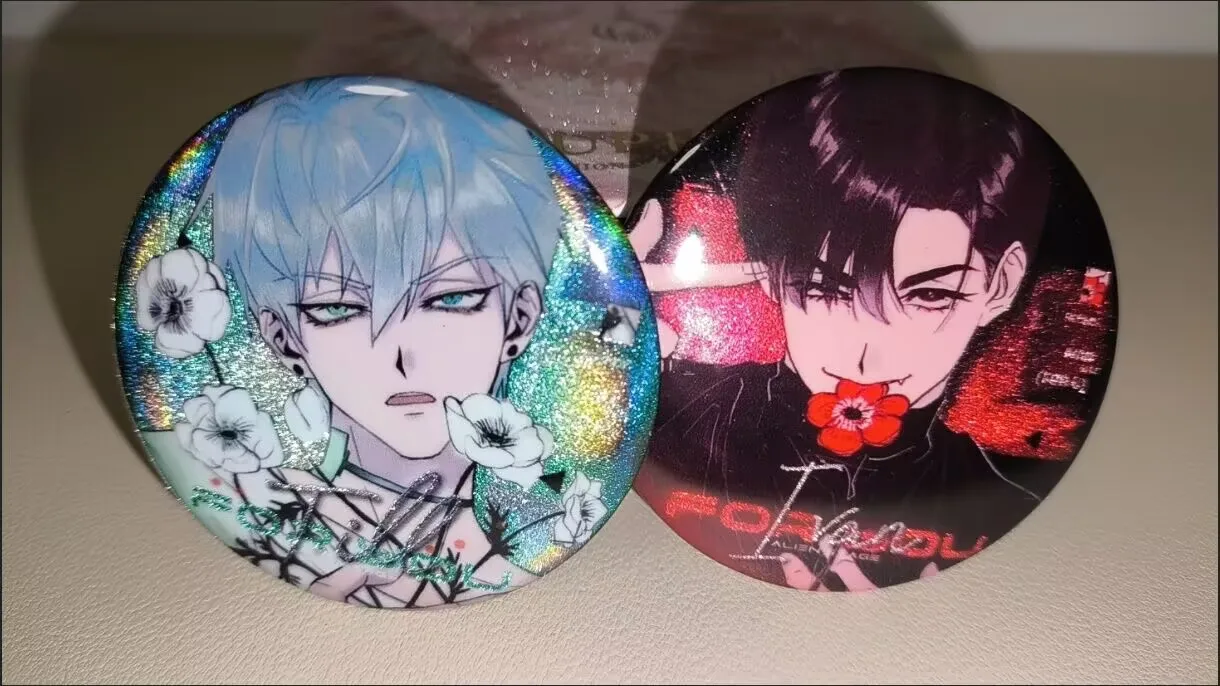 "Alien Stage" 주변의 "IvanTill" 팬 엠블럼 브로치는 2D 친구와 가장 친한 친구를 위한 선물 펜던트입니다.