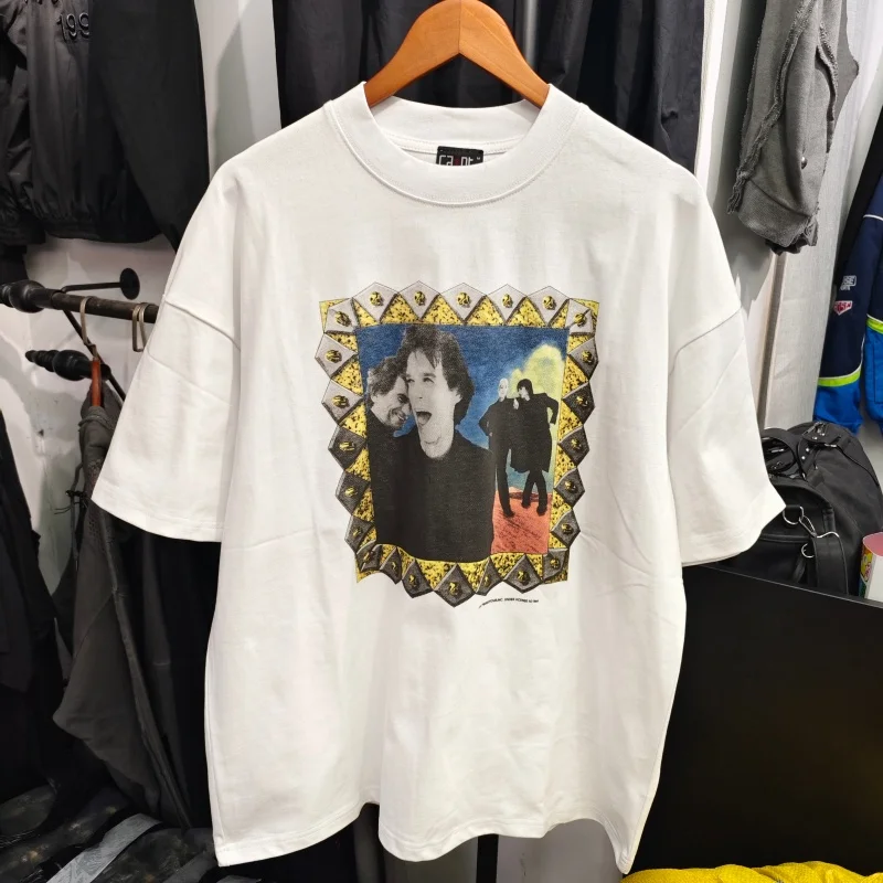 Vintage 90s White Oversized Men T-Shirt Retro Framed Portrait Graphic Tee