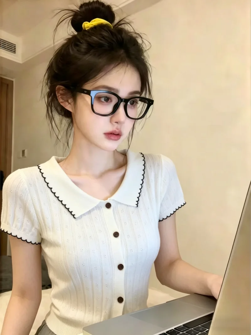 

Unique Knitted Short Sleeve Doll Collar Color Block Women's Top Gentle Summer New Style Self-Preserved Quality Fashionable