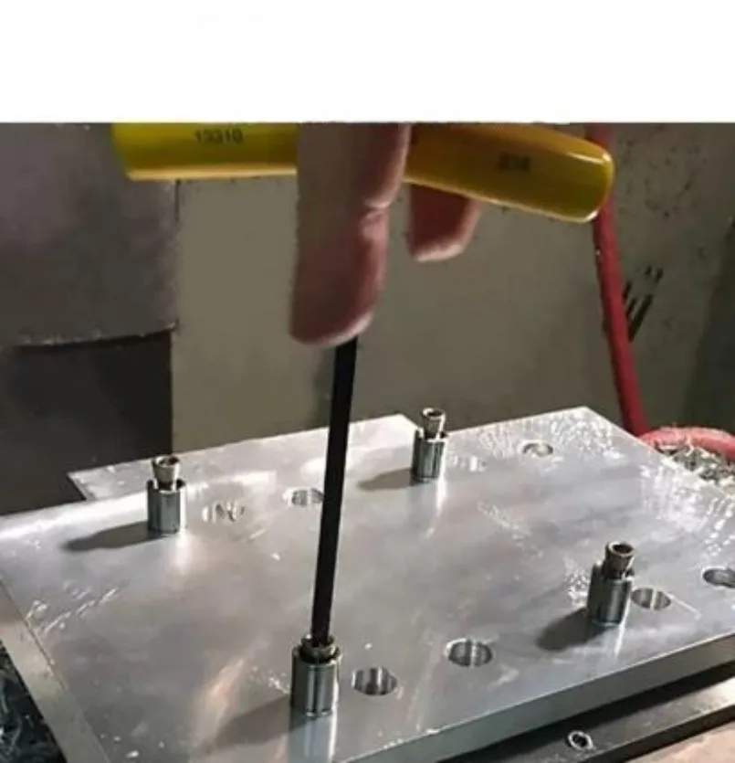 1PC CNC Inner Diameter Expansion Pin Quick Locating Inner Support Chuck Inner Hole Expansion Fixture for Moulds