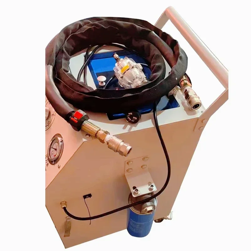 High Efficiency Dry Ice Cleaning Machine Low Air Consumption Design Ideal for Engine Compartment Cleaning & Industrial Use
