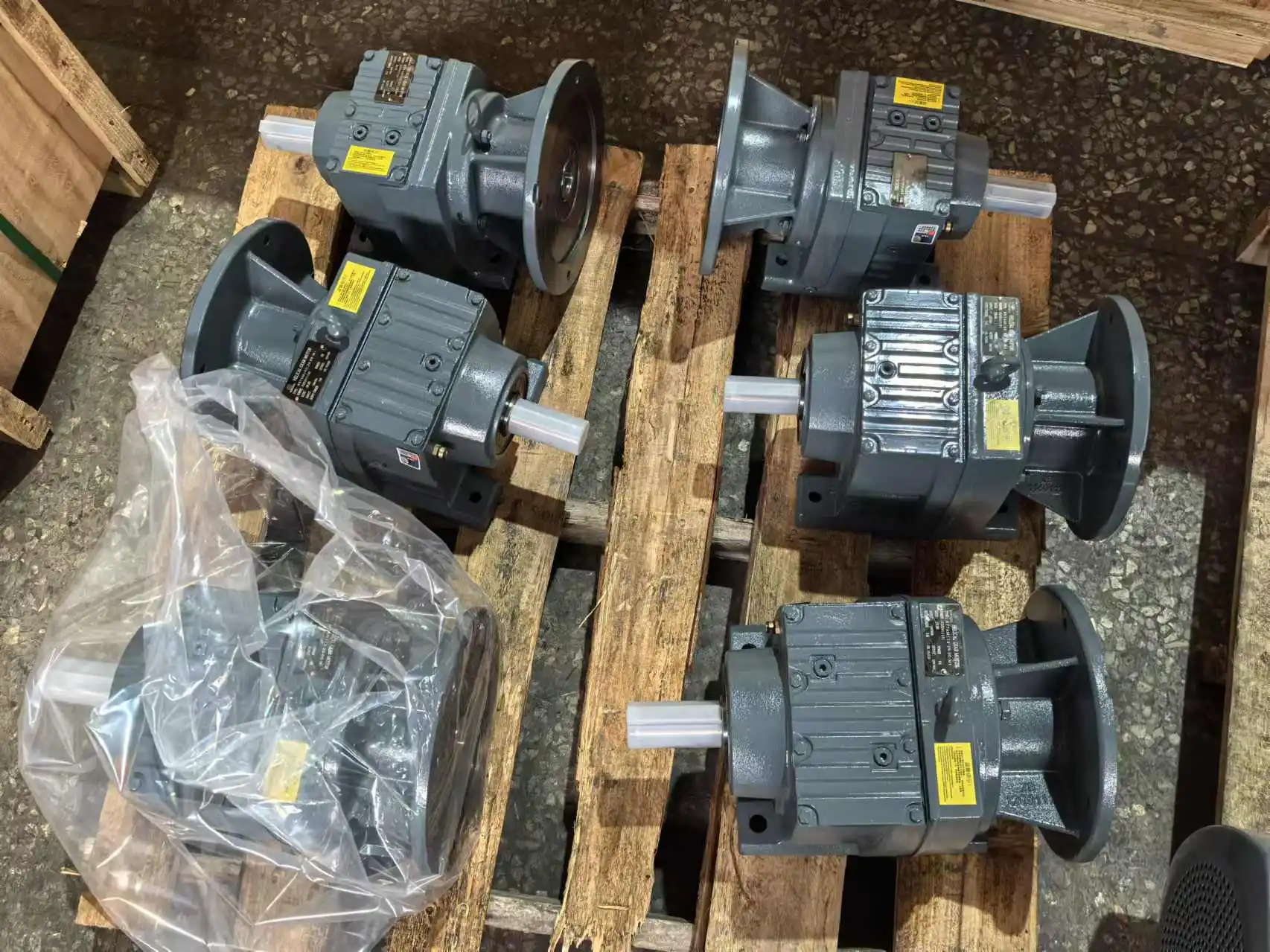 Série R RX R F RXF ODM Caixa de engrenagens de transmissão redutora de velocidade de minhoca personalizável para aplicações de indústria agrícola de máquinas