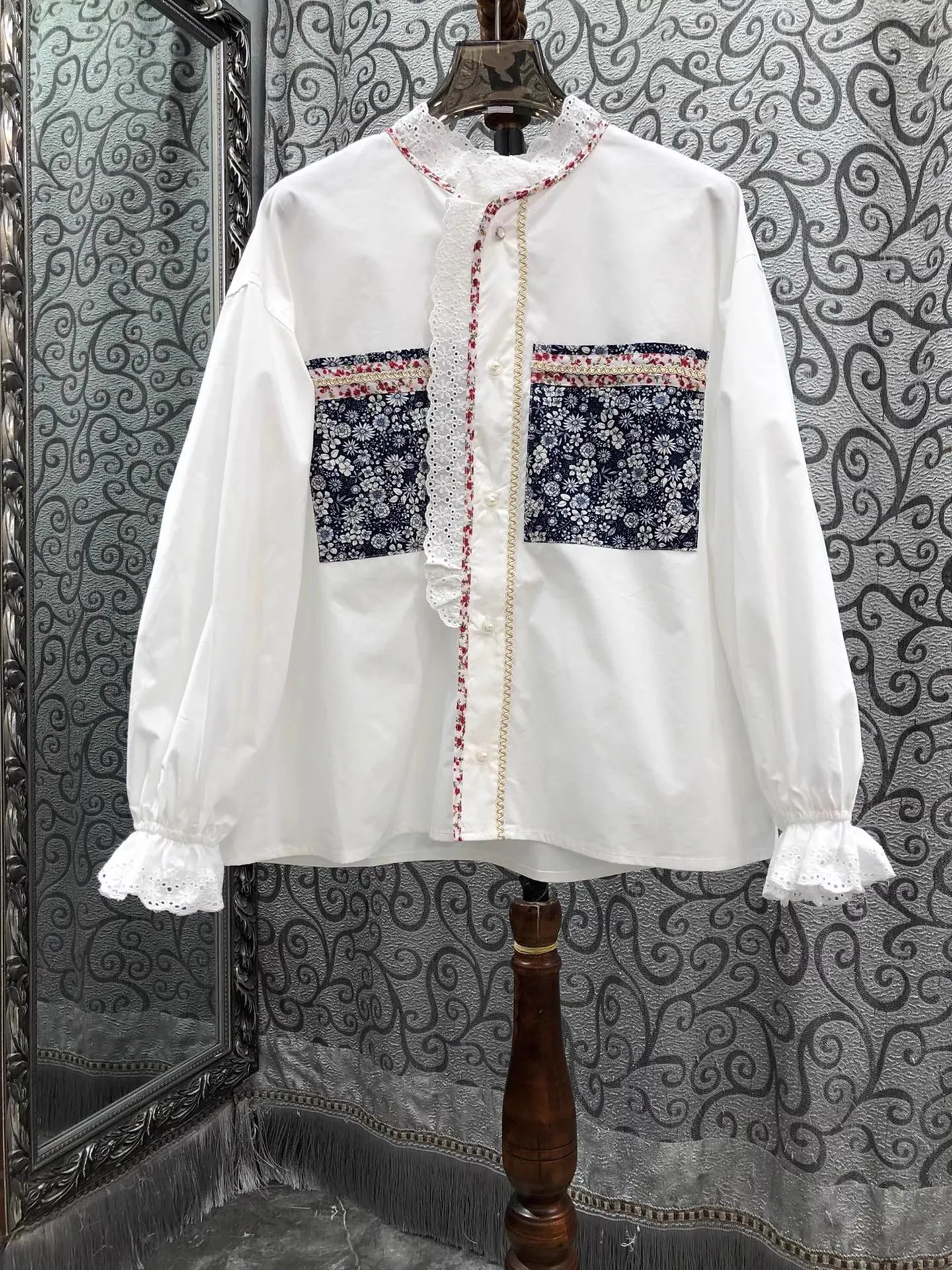 Tops Fashion New Blouses 2026 Spring Women Vintage Floral Prints Pocket Patchwork Flare Sleeve Casual Loose White Shirts Blouse