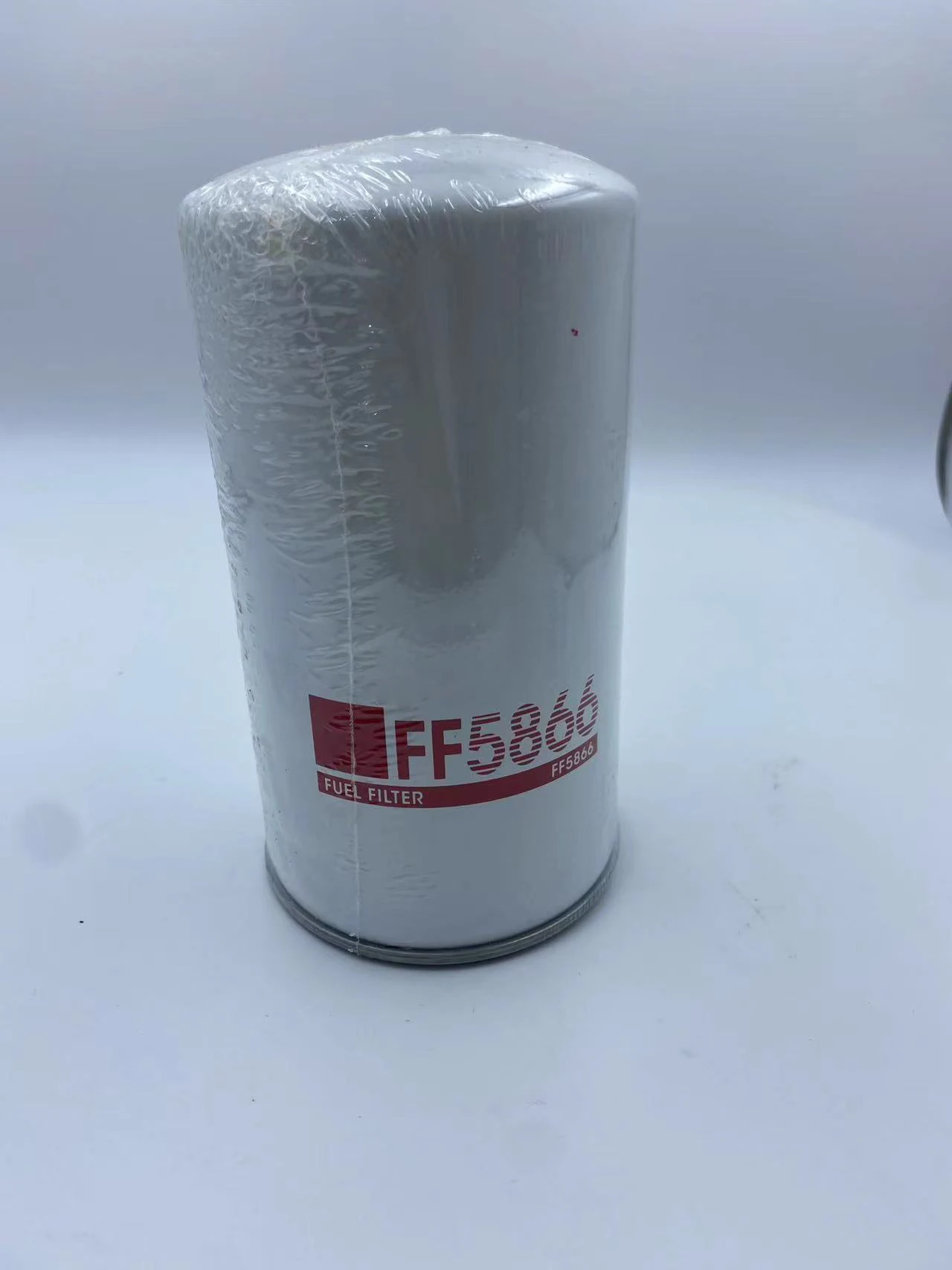 

Hot sales Diesel engine parts engine fuel filter 6BT 6CT 6L FF5866 for Fleetguard