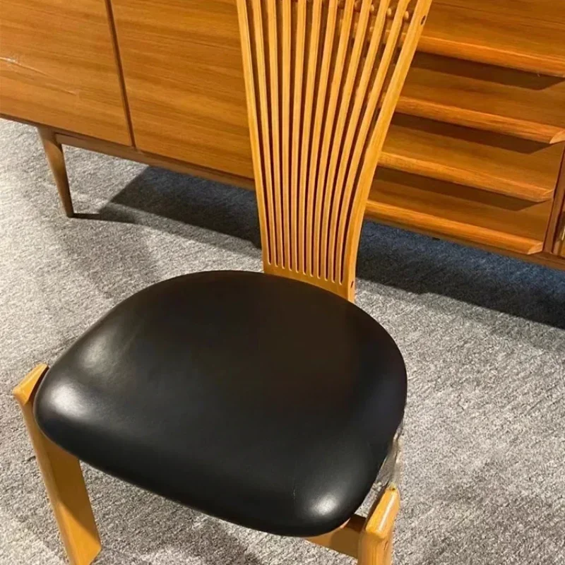 

Retro Fan Back Dining Chair