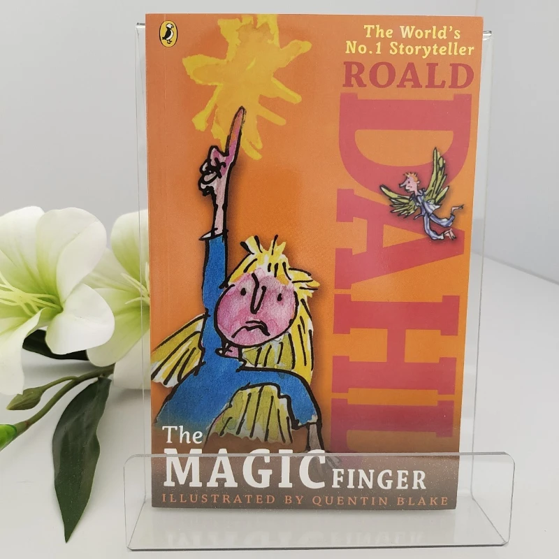 Le doigt magique de Roald Dahl |   Une histoire fantastique classique pour enfants sur l'empathie, la chasse et une jeune fille au pouvoir très spécial Livros