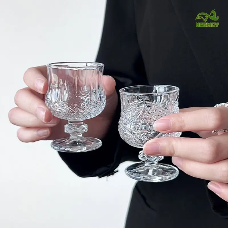 50ML White Wine Glass Retro Goblet with Relief Pattern Shot Glass Set Party Bar KTV Shochu Spirit Transparent Drinking Glasses