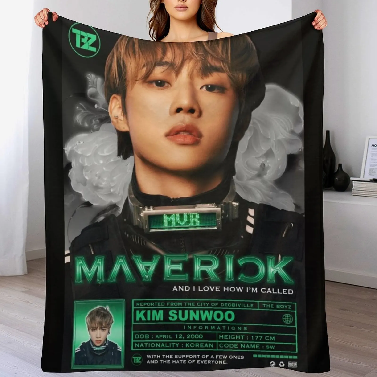 

Sunwoo Maverick ! [The Boyz] Throw Blanket Luxurious Soft Blanket Holiday Gift for Family
